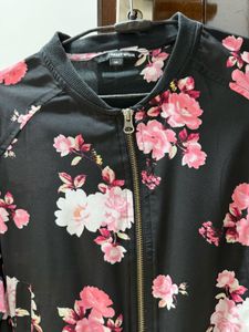 (S) Floral Bomber Jacket