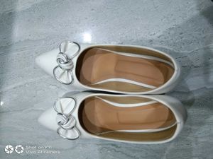 Elegant White Bow heels
