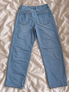 UNIQLO straight fit jeans