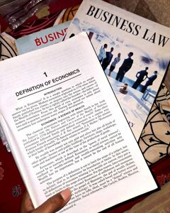 'Microeconomics Textbook🫧🧠