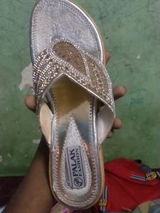 Golden Heels With Stone