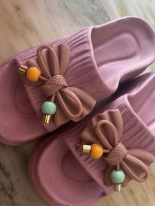 Cute Bow Slides