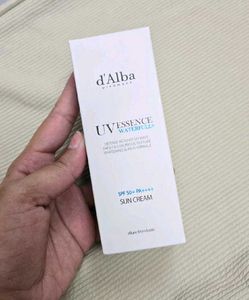 d'Alba UV Essence Waterfull Sun Cream