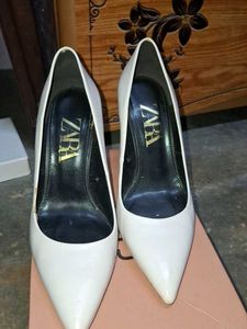 ZARA White Pointed Toe Heels