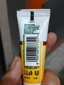 Simple Mattifying UV Fluid SPF 50 - Pack of 5