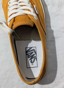 Vans "Authentic" Mustard Yellow Sneakers