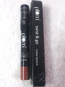 Plum Twist & Go Matte Lipstick | Ceramides + Hyalu