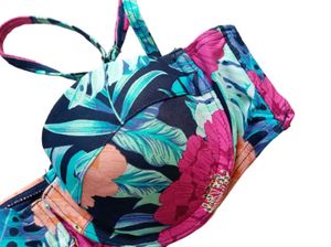 Buy 2 Get 1 Free 🎀Vibrant Floral Print Bikini Top