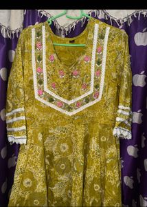 Elegant Yellow Kurta Set with Dupatta