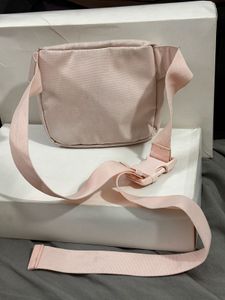 Herschel Supply Co. cross body / waist bag