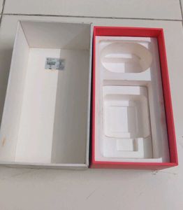 OnePlus Phone Box