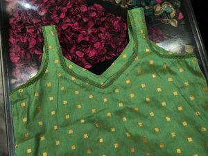 Green &amp; Gold Kurti / kurt size XXL 🌟