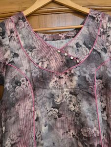 set of 2 suits