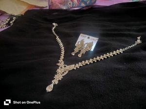 4 Of Ad Necklace &amp; Earring Set last pric