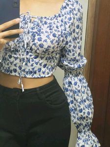 Blue Floral Puff Sleeve Crop Top