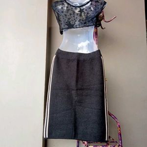 Elegant Gray Skirt