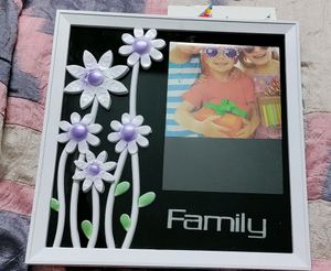 New Wall Photo Frame Family Design.
