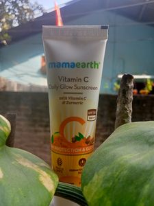 Mama Earth Vitamin C Daily Glow Sunscreen