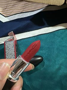 MAC Ruby Woo Matte Lipstick