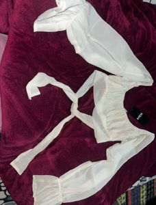 Chic White Square Neck Crop Top