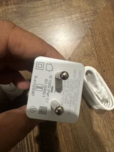Original Oppo Premium USB-C Charging Cable and Ear