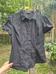 Stylish Black Collared Top