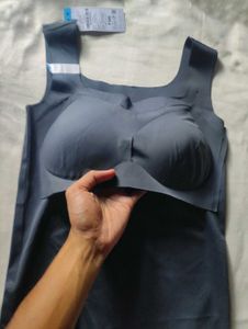 Seamless Top with Inbuild Bra