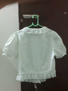 mint green top