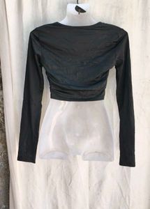 Chic Long Sleeve Crop Top
