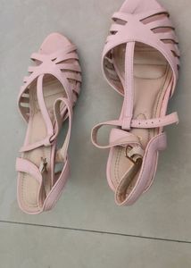 Dressberry Pink Heels