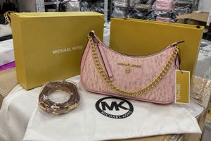 MICHAEL KORS SLING BAG