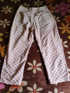 Checkerboard Print Cropped Pants