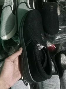Brand New Men Slip-On Casual Shoes 18 Pa