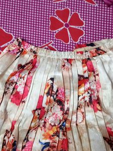 Floral Print Pleated ethnic long skirt