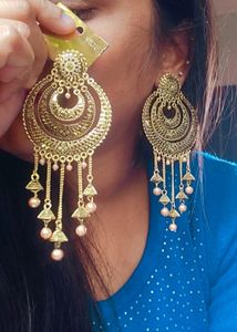 New Golden Hangings