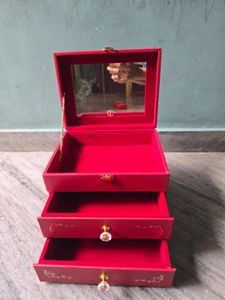 Charlotte Tilbury Brildal Vanity