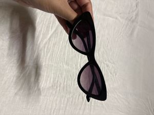 cateye uv protected sunglasses