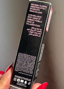 Huda Beauty Faux Filler Lipgloss
