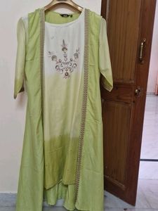 Elegant Embroidered Kurti with sleeveless jacket