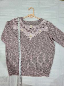 Chic Knitted Sweater with Floral Detail