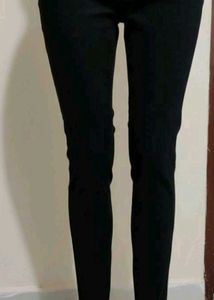 Classic Black Skinny Pants