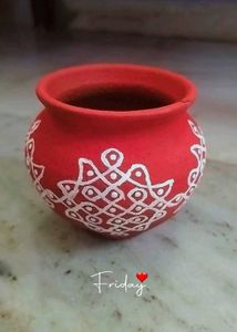 clay pots for show piece