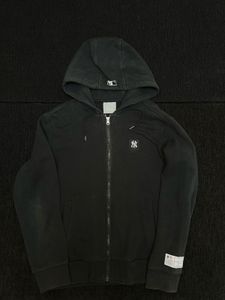 New York Yankees Zip-Up Hoodie