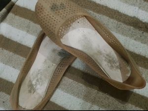 Women Juti