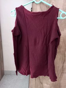 Burgundy "Day Dreaming" Graphic Tee