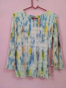 Abstract Print Pleated Top
