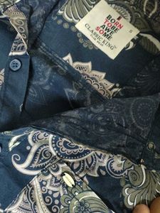 Men's Blue Paisley Print Short Sleeve Shirt
