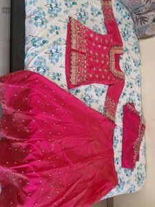Pink Heavy kurti skirt dupatta set