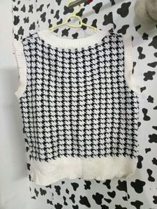 Houndstooth V-Neck Sweater Vest