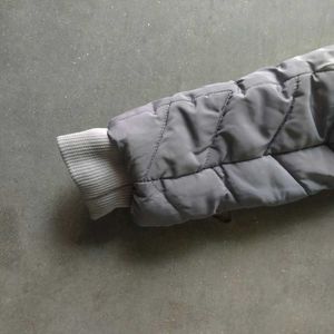 Stylish Quilted Winter Coat with Hood